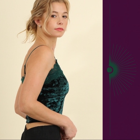 Umgee Velvet Eyelash Lace Bralette In Hunter Green - Picture 3 of 6
